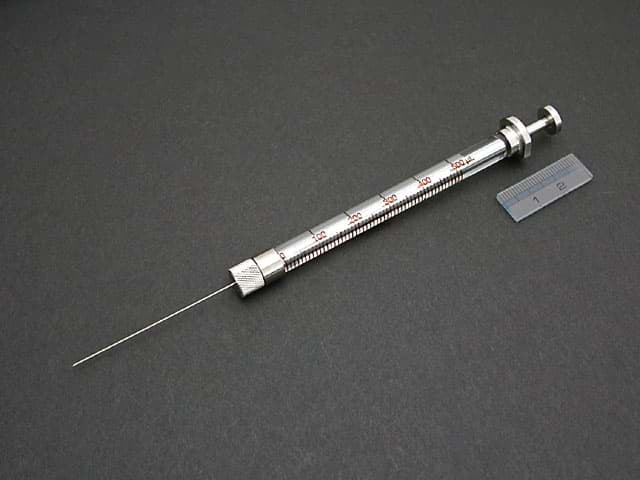 Obrázok výrobcu Syringe; 500 µl; 25G; removable needle; 50 mm needle length; beveled tip